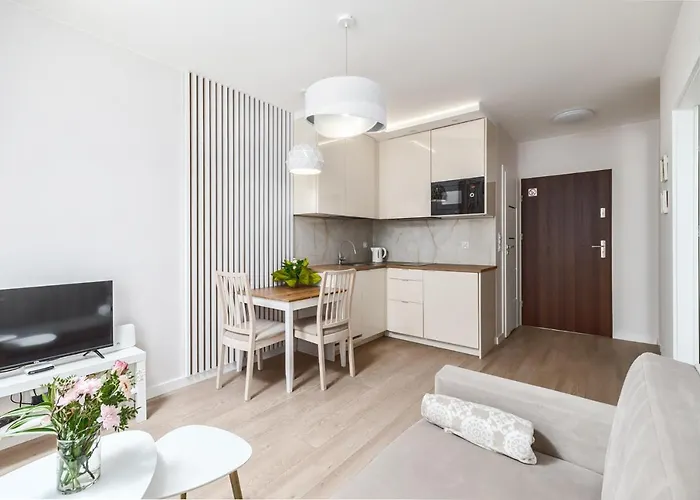 Unique - Angielska Grobla * غدانسك